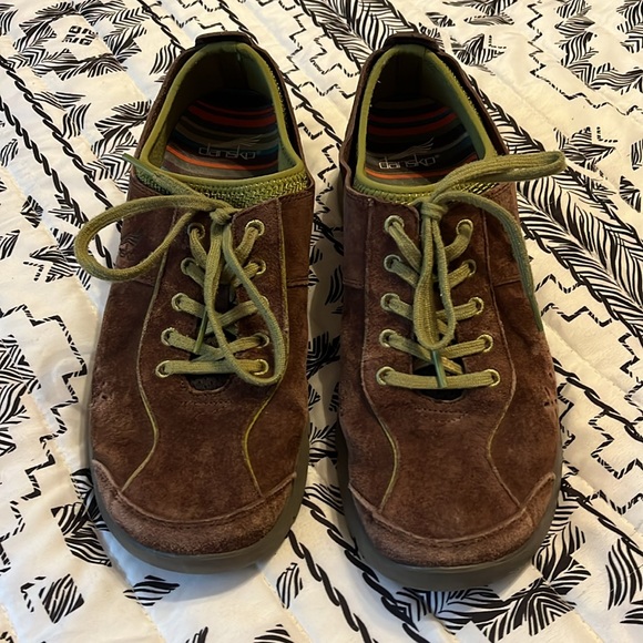 Dansko Lace Up Slio Resistant Shoes Size 41 - Picture 12 of 12